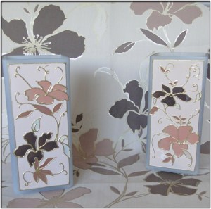 Colour matching of wallpaper swatch to lamp design