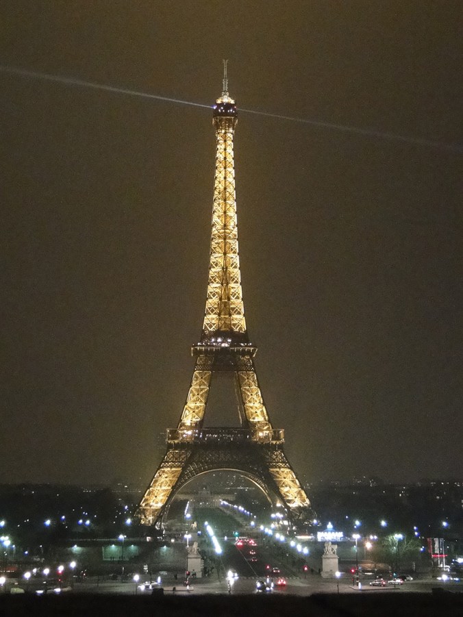 Image on canvas of Paris by Serena Pugh