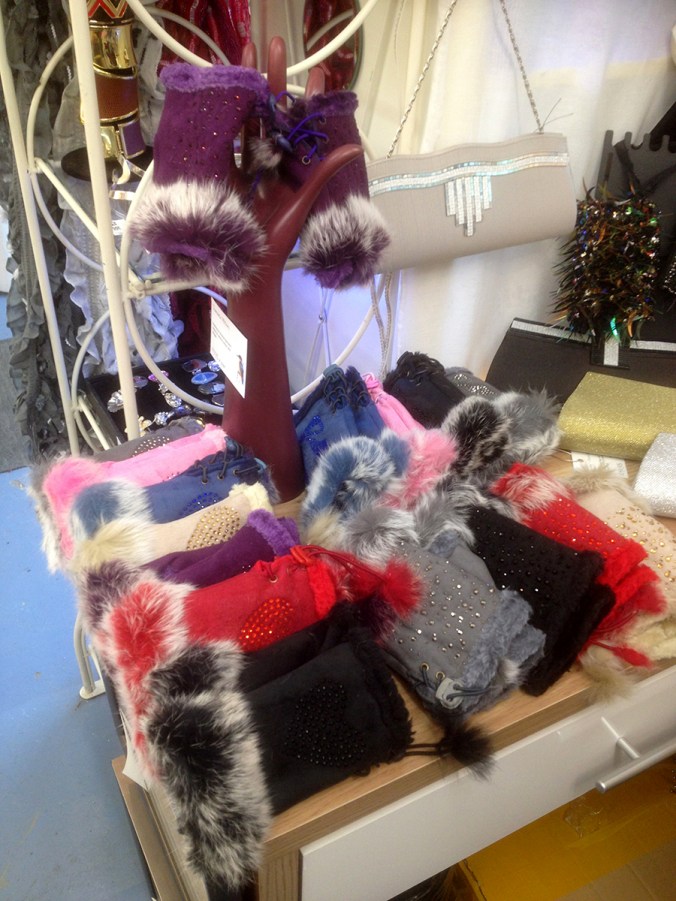 Fur Trimmed Diamante Mittens