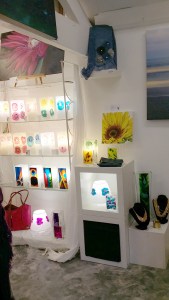 SerenArts Gallery re-opened after the floods and ready for business again.