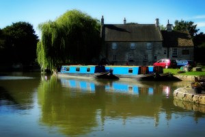 narrow boat by serena pugh 1