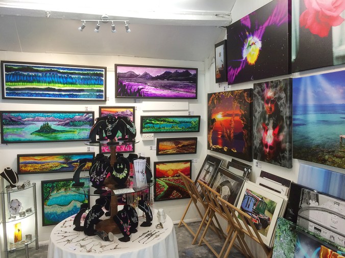 serenarts gallery with new paintings and canvases 