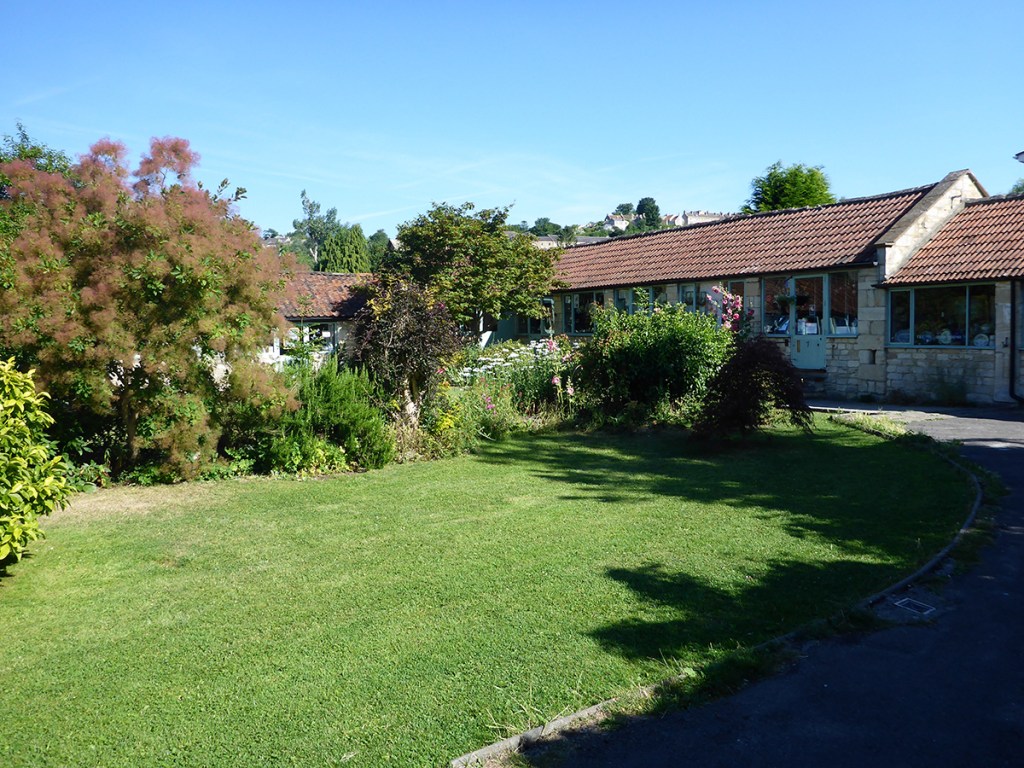 serenarts gallery garden