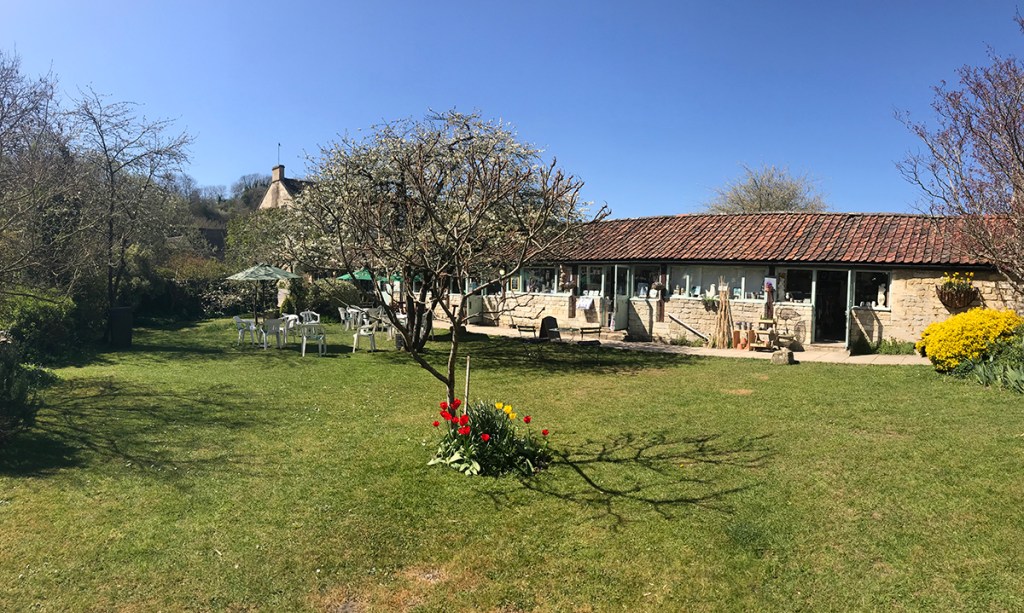 serenarts gallery tithebarn workshops