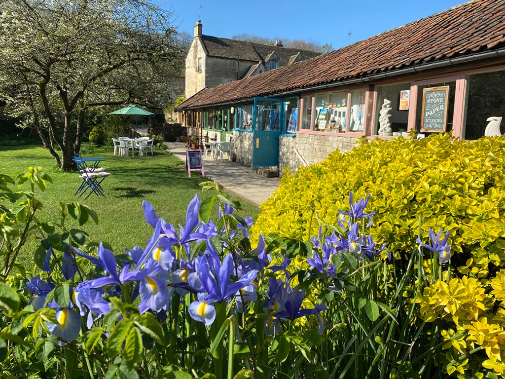 serenarts gallery at the tithebarn workshops