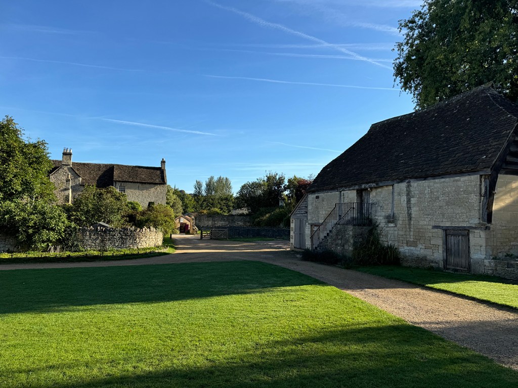 serenarts gallery barton farm