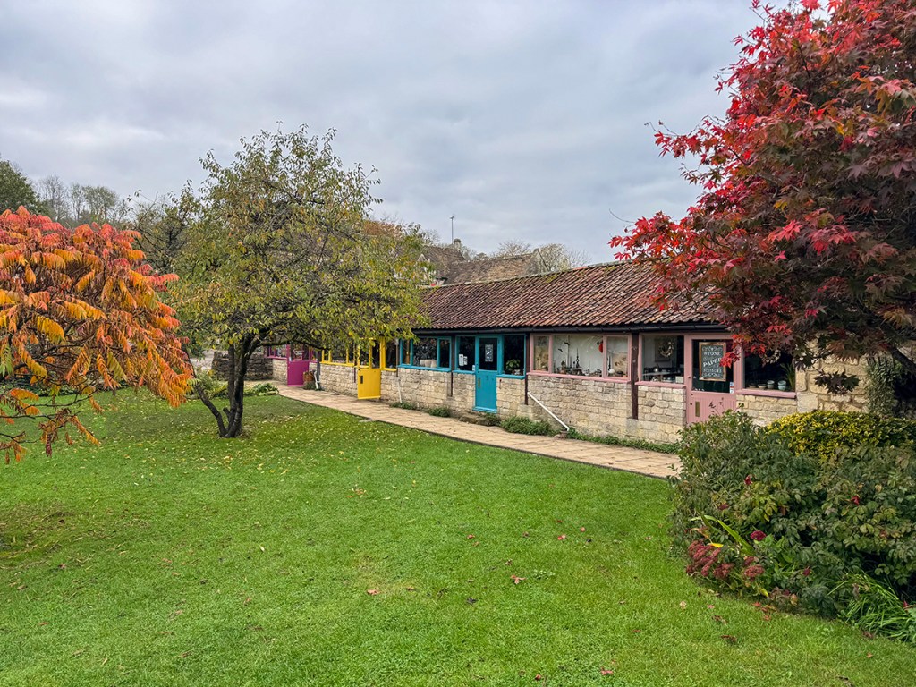 serenarts gallery gardens